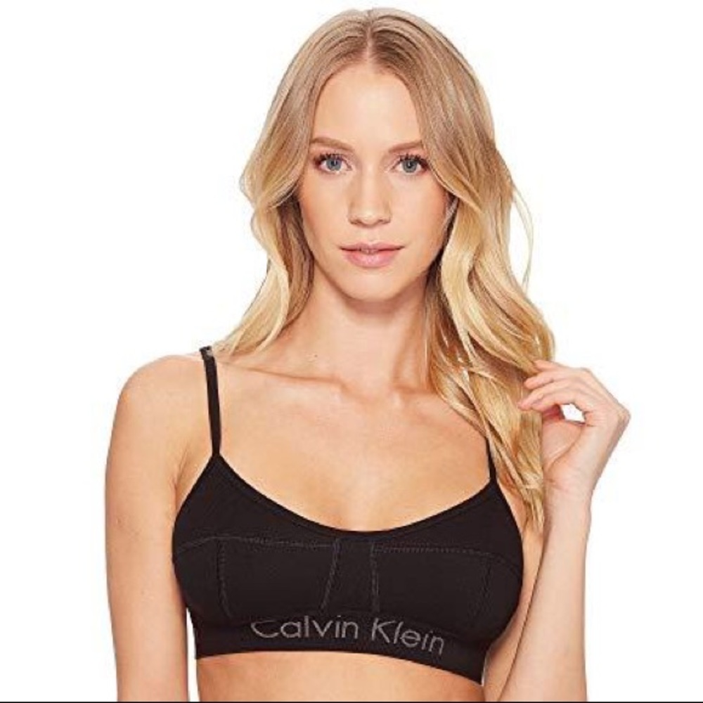 ✨Calvin Klein✨ Convertible Bralette